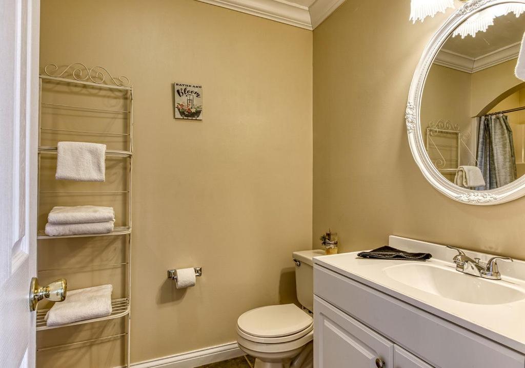 Ober Hideaway, Hot Tub, Wifi, 1089 Free Tickets Each Paid Day, Dollywood And More Gatlinburg Exteriör bild